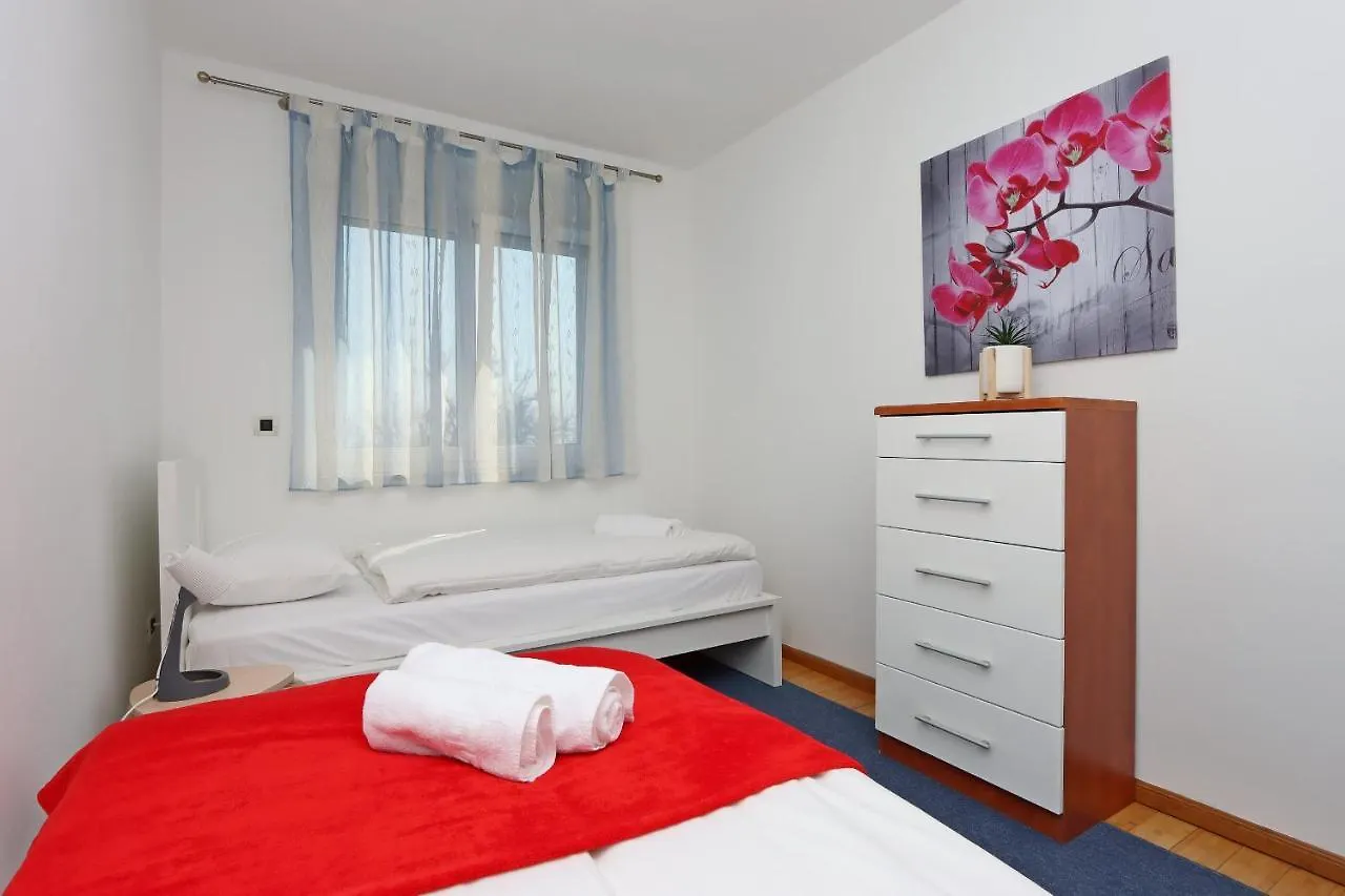 Apartment Starry Night - Smart Tv, Extra Big Bed, Big Bathtub, Private Parking, Sea View, Wifi, 2Bedrooms Volosko Croatia
